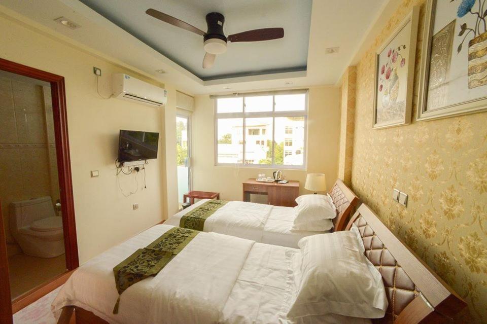 Green Flora Hotel มาเล ภายนอก รูปภาพ